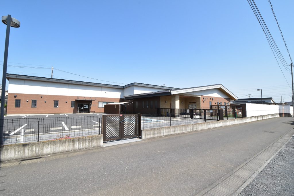 東保育園
