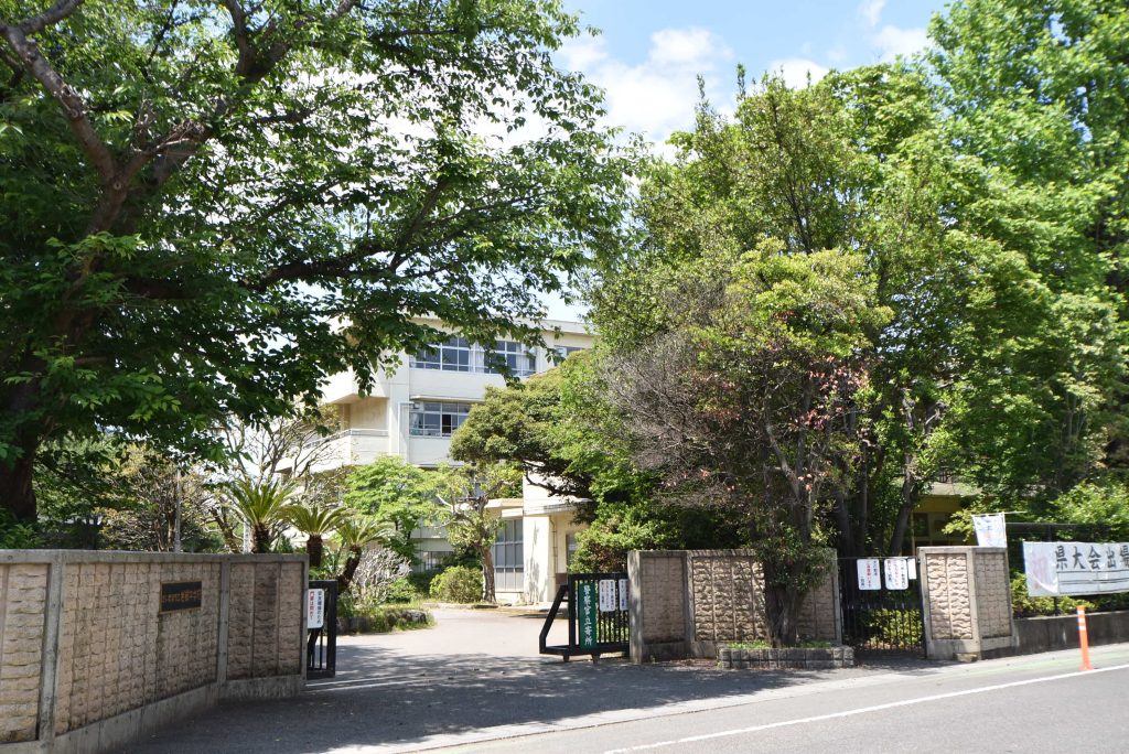 岩槻中学校